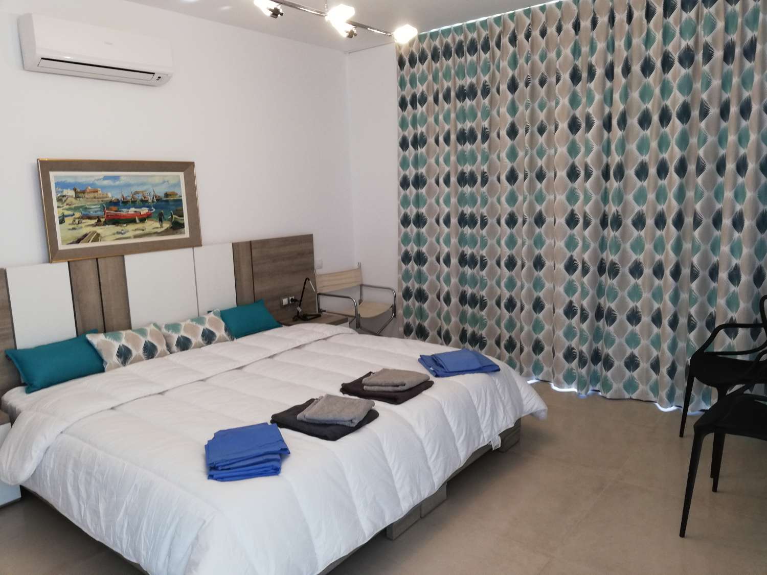 25 Montagut - Impresionante villa de lujo moderna