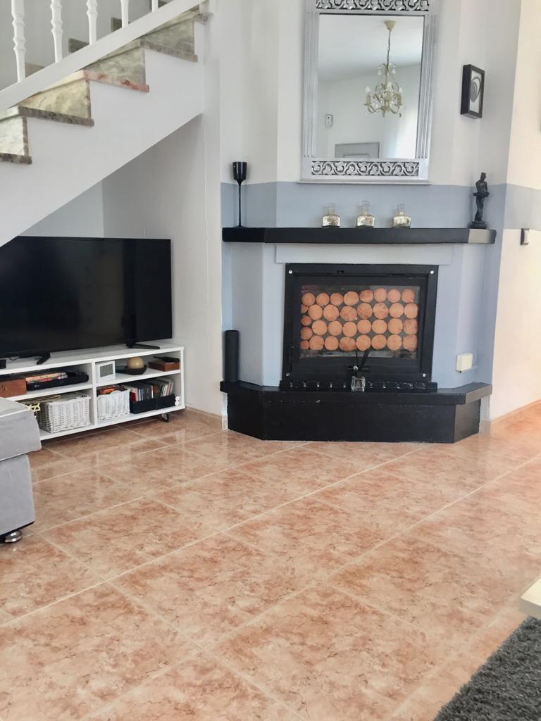 Bonita casa con piscina privada !!
