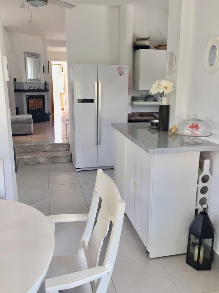 Bonita casa con piscina privada !!