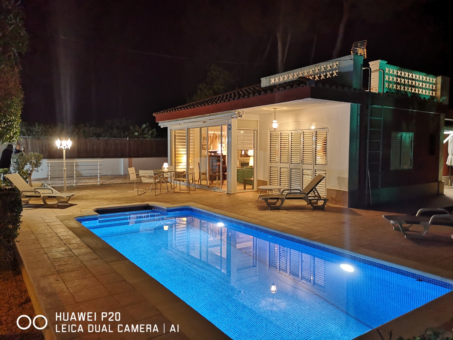 Hermosa casa con piscina privada en Miami-Platja!