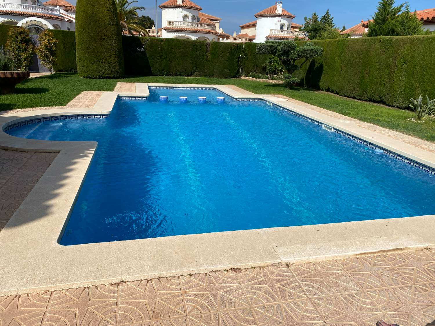 Belle villa avec piscine privée à Miami platja !