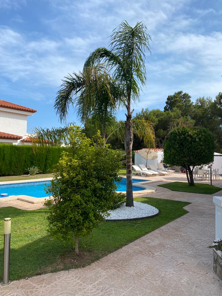 Belle villa avec piscine privée à Miami platja !