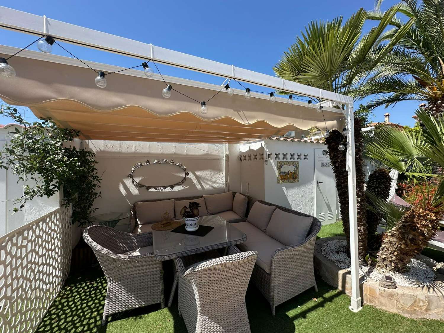 Encantadora vila amb piscina privada a Miami Platja!