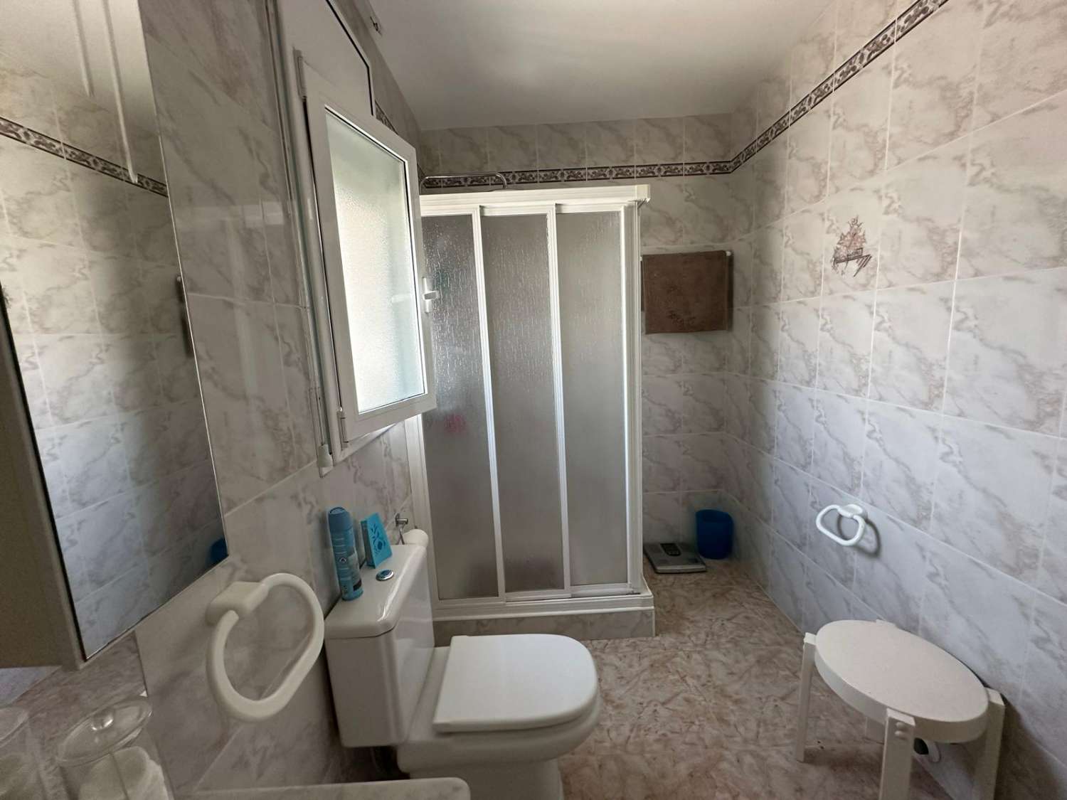 Encantadora vila amb piscina privada a Miami Platja!