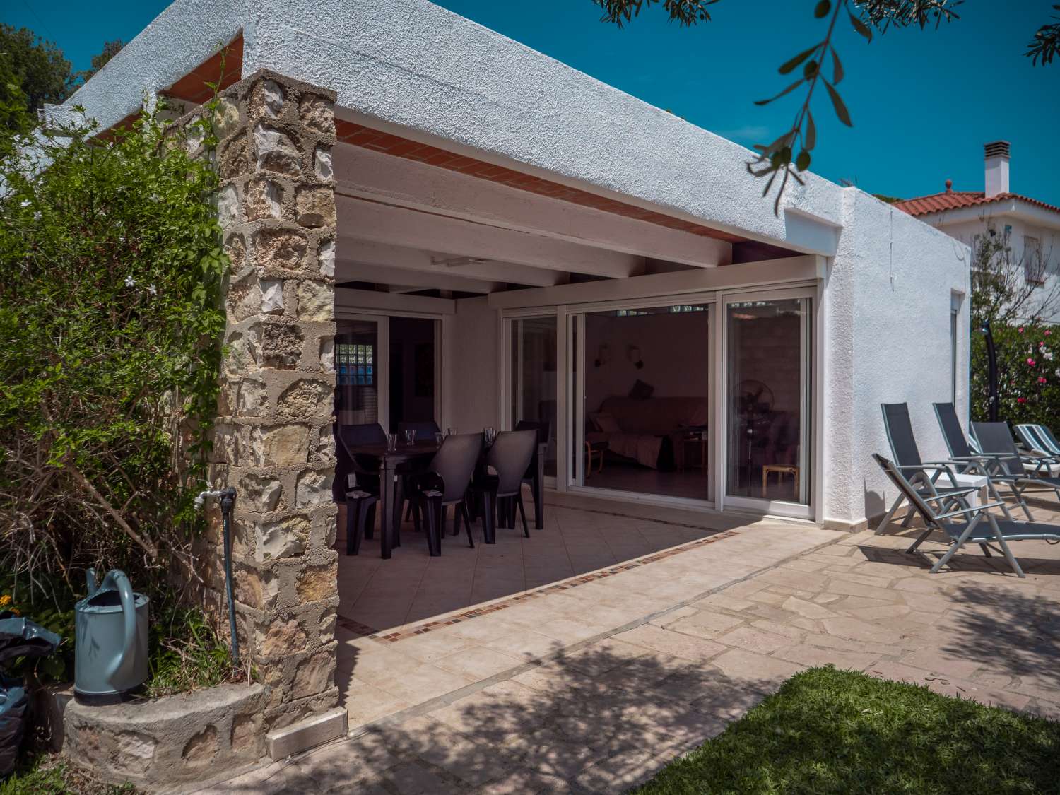Villa with private pool in Calafat!
