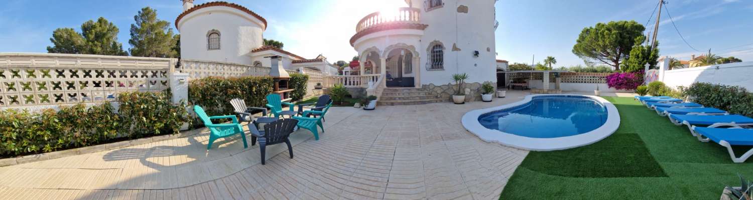 23 Minon - Encantadora villa con piscina privada en Miami Platja !