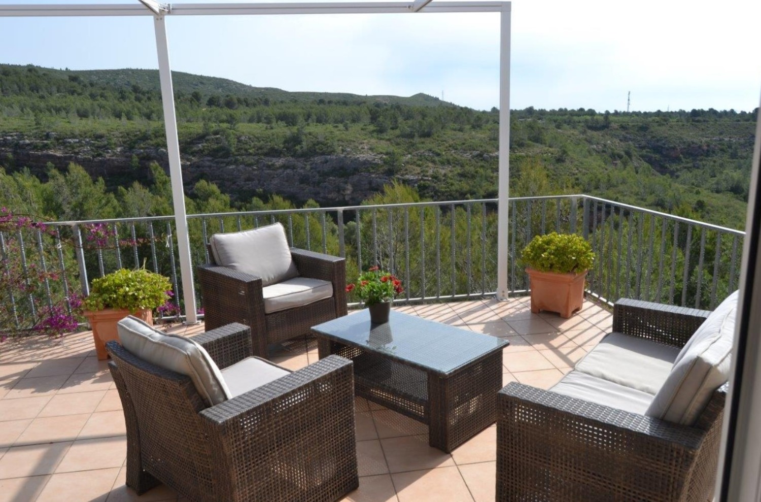 Belle maison avec une vue imprenable sur la montagne et la mer à Planes Del Rey !