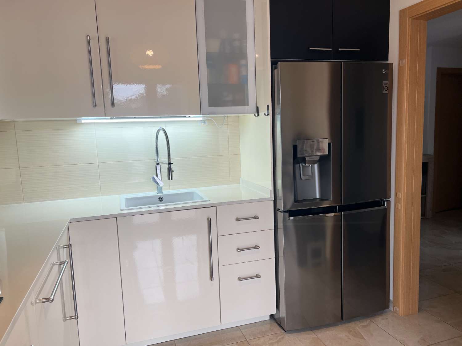 Encantadora VILA moderna a pocs metres de les cales!