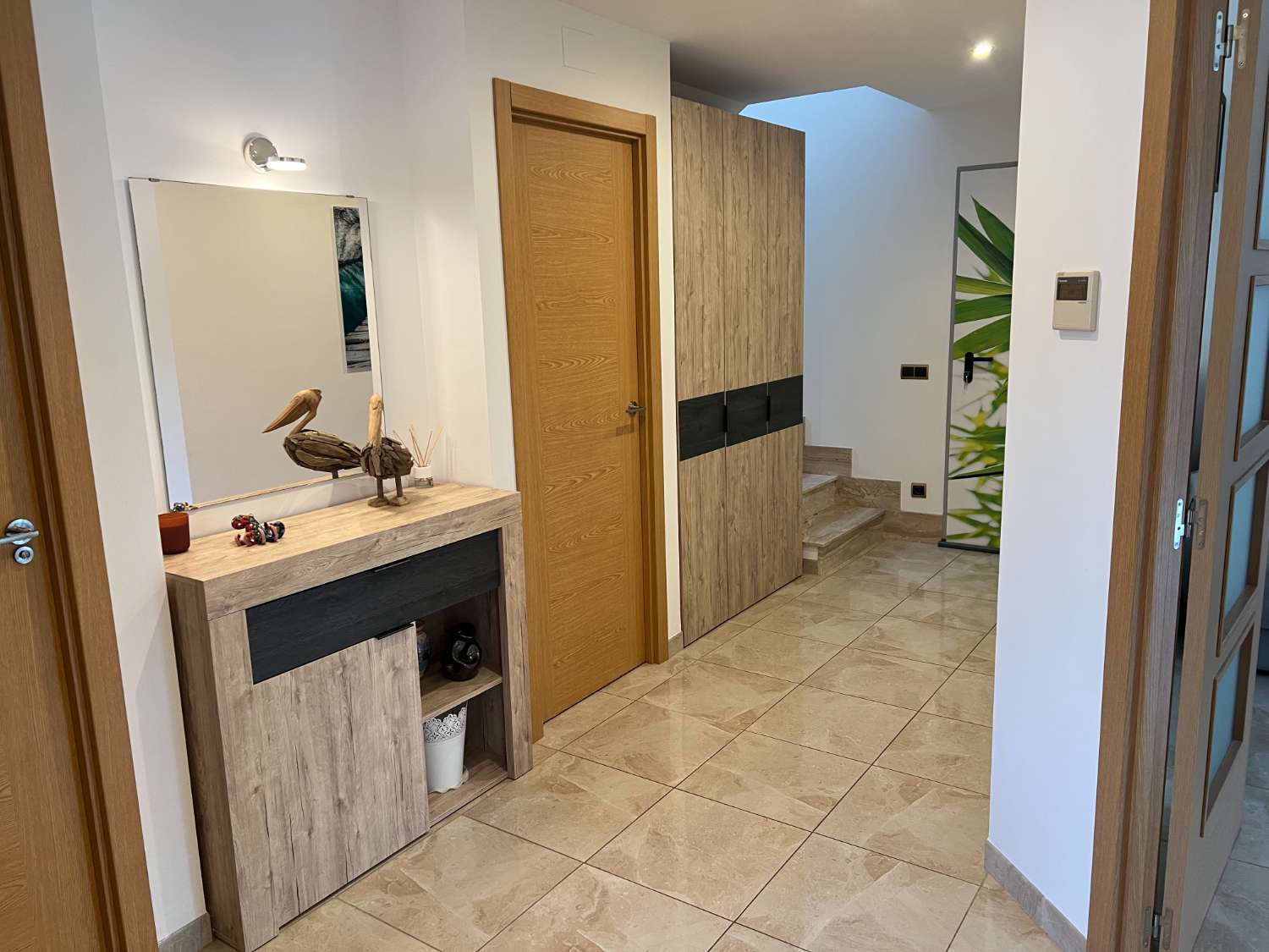 Encantadora VILA moderna a pocs metres de les cales!